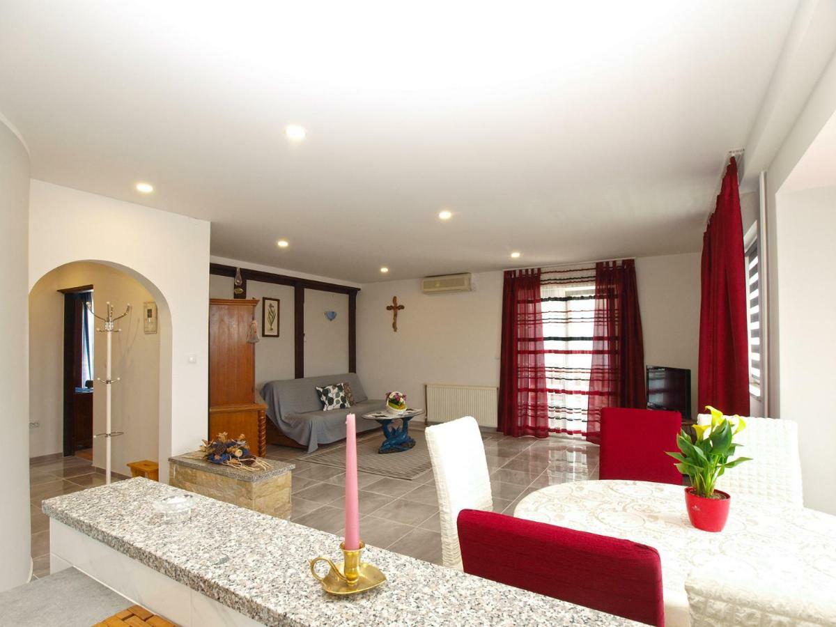Apartments Dragica 1251 Fažana Extérieur photo
